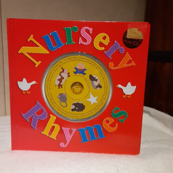 Nursery Rhymes Book w/ CD - Picture 1 of 4